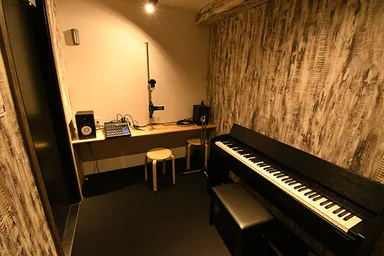 Live Streamer’s Guild秋葉原本部 (4)