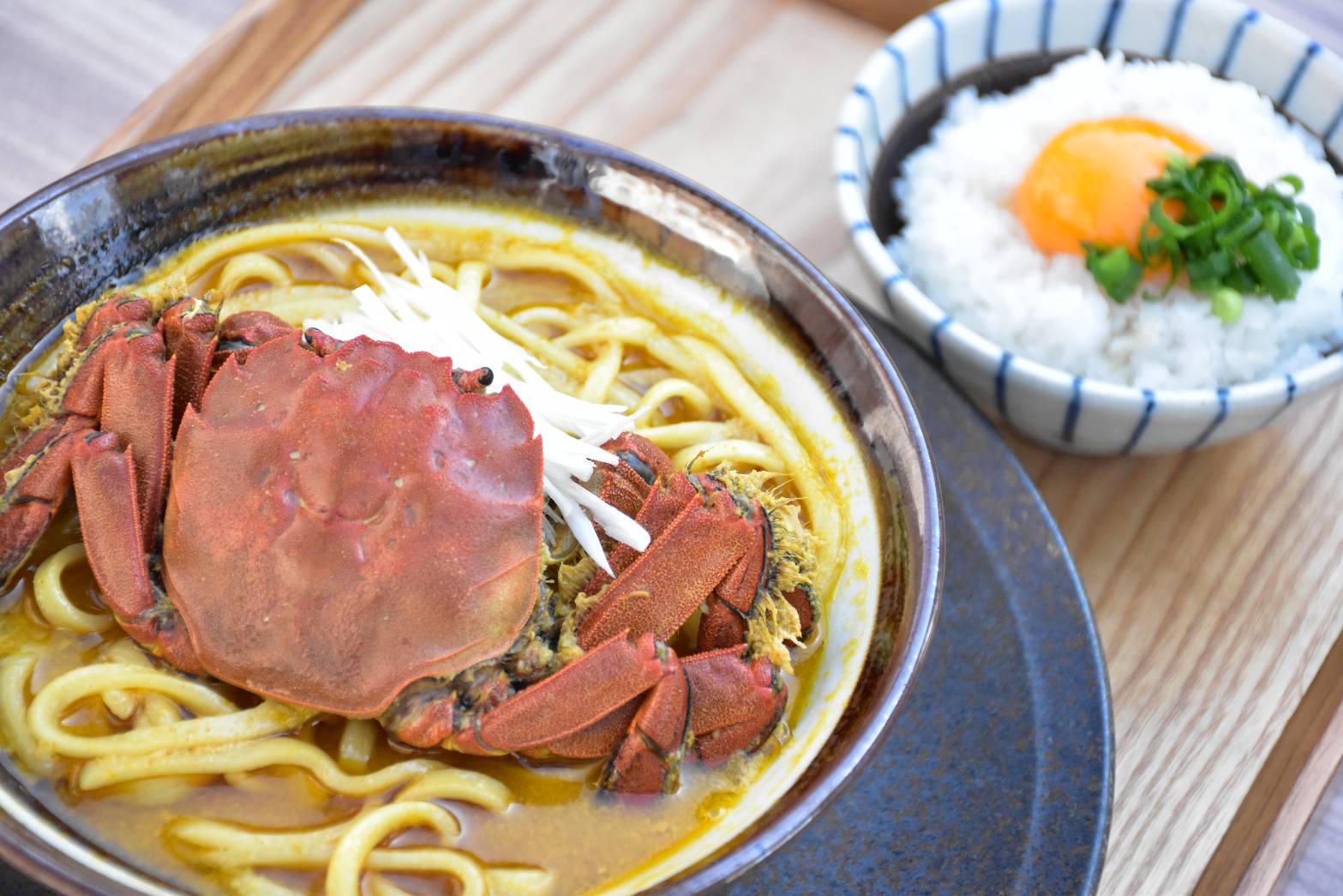 伊豆の秋味 ズガニ がまるまる1杯 濃厚味噌の ズガニラーメン が 道の駅 伊豆月ケ瀬 限定で10月15日より販売開始 株式会社村の駅 のプレスリリース