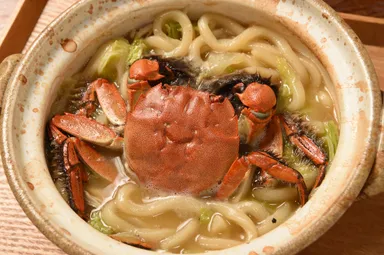 商品名：「ズガニうどん」／価格：1,580円(税込)