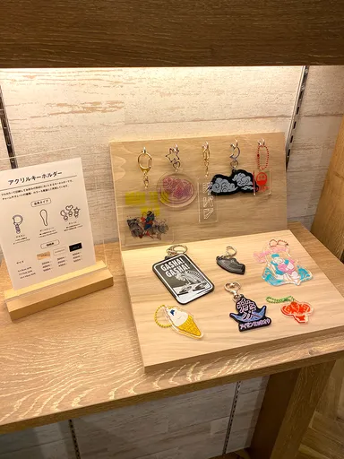 アクリルキーホルダー