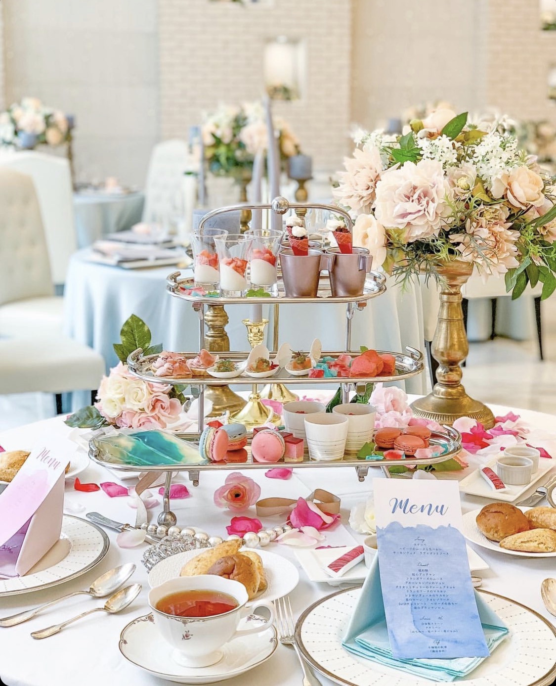 ウェディングドレスで写真が撮れるカフェ が銀座と大阪にopen ゲストハウス型結婚式場の新たな試み 株式会社クリスタルインターナショナルのプレスリリース