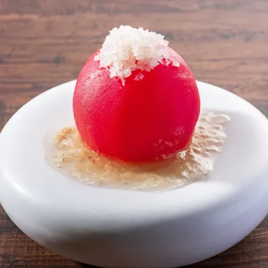 冷製トマト　コンソメジュレかけ