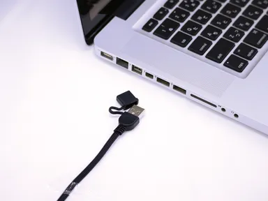 パソコンに繋げて給電