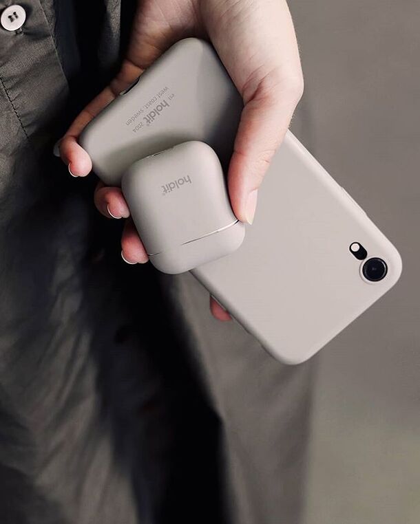 Iphone 12シリーズ対応 大人かわいいデザインのシリコンケース 北欧スウェーデンブランドholditより販売開始 株式会社ラウダのプレスリリース