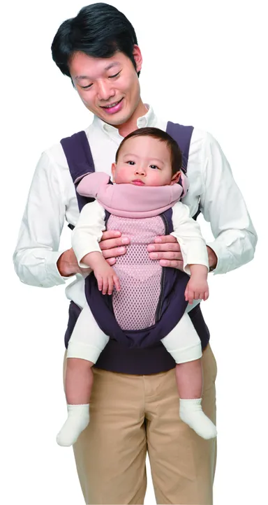 パパ前向きだっこ