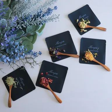 50種類以上のハーブティーをご用意しております。