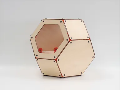 にゃんこカプセル斜めより