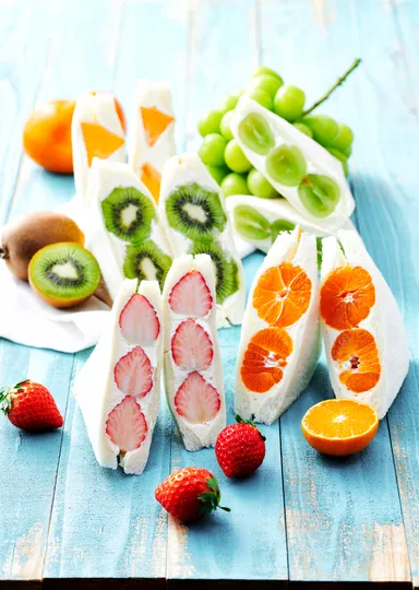 季節のフルーツサンド
