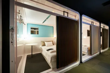 ファーストクラスキャビン