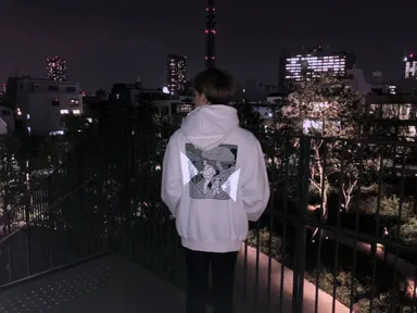 パーカーイメージ(3)