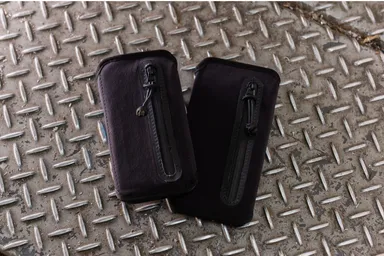 各カラー2種類のサイズを用意