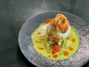 大和肉鶏のタイ風ココナッツカレー