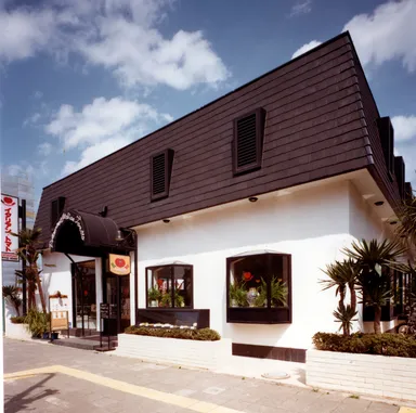 レストラン1号店の外観