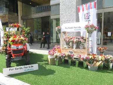 フォトブース・花束の無料配布