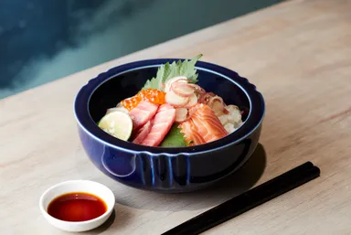 海鮮丼