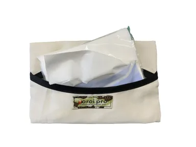 通常は携帯用ティッシュケースとして