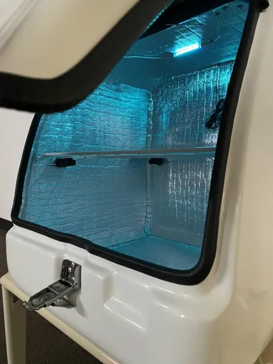 デリバリーボックス紫外線殺菌灯装置「BENRIな紫外線」