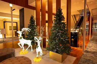 WEST 3F　エントランス