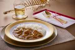 ごちそうレトルト専門店“にしきや”が「お年玉カレー」を11月25日より数量限定でオンライン先行販売開始