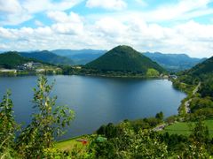 かごしまフォトドライブプロジェクト実行委員会　鹿児島県と鹿児島県オールトヨタ(※)によるプロジェクト「フォトドラ～かごしまフォトドライブプロジェクト～」が2020年度下期フォトドラアワードを認定　新規応募総数約1,000カ所のうち、「関吉の疎水溝」など17カ所を認定