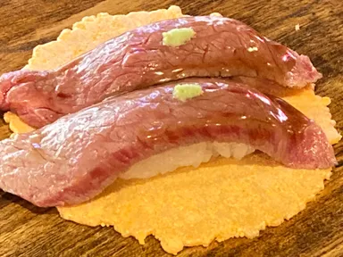 飛騨牛赤身にぎり寿司