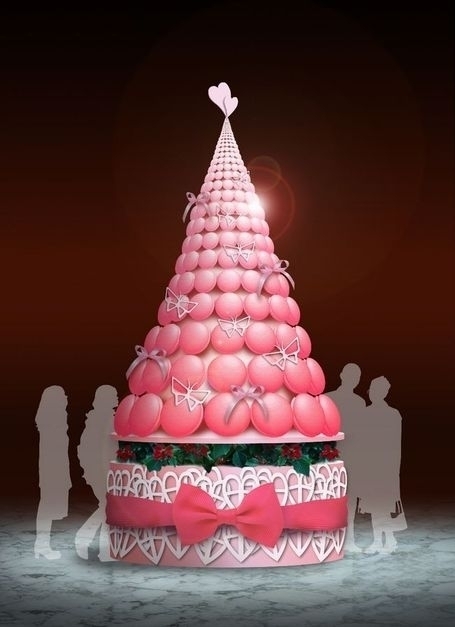 世界最大級のマカロンタワーのxmasツリー 帝国ホテルアーケードで スイーツアート展 今年も開催 進化するお菓子の造形美に圧巻 帝国ホテルアーケード組合のプレスリリース