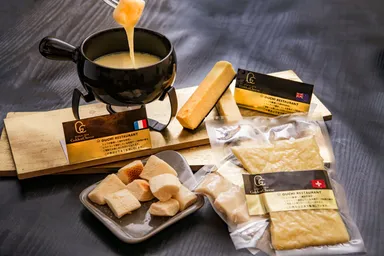 Golden Cheese おためしパック　3,780円(税込、送料別)