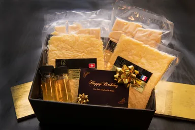 Golden Cheeseギフトパック　6,480円(税込、送料別)