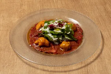 まさに大人リッチな 『桜肉のうにくカルパッチョ』