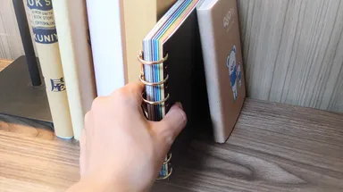 「紙の見本帳ノート」使用イメージ