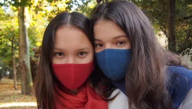 マスクとストールコーディネイト例(藍と茜)