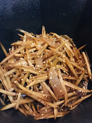 きんぴらごぼうは絶品