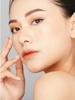 いつものケアにフェイシャルリフトアップで理想の小顔を目指せます