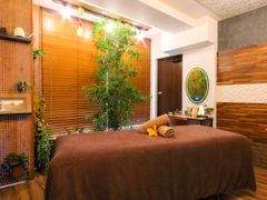 真の健康美を追求するオーダーメイドエステ　～ウール アイン、ウール シュテルン2店舗同時OPEN～