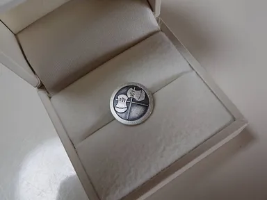 銀いぶし仕上げ