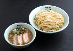 ミスターつけめん 玉川 正視が 鶏 煮干し専門つけめん店 鶏煮干し 三三七 11月25日 金 Am11 00東京 大森にオープン 株式会社 玉 ぎょく のプレスリリース