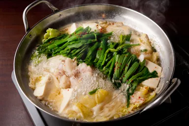 白もつ鍋　1人前 1,050円(税抜)