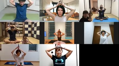 スタッフ内デモの様子2