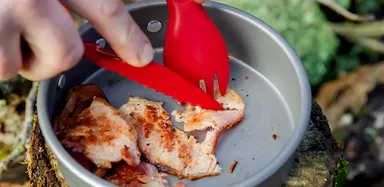 フォークナイフとして