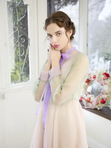 ボウタイパネルワンピース38,000円(税抜き)