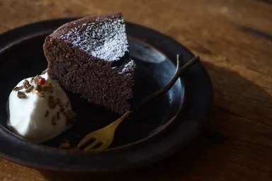 【試作1】コオロギパウダー入りガトーショコラ