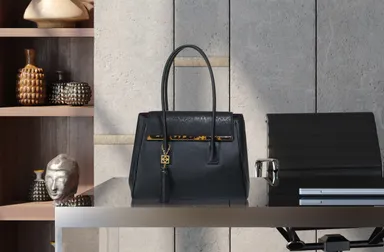 FUMIKODAのシグネチャーバッグ「ARIANNA」