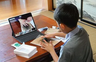 オンライン越しでの墨の製作指導