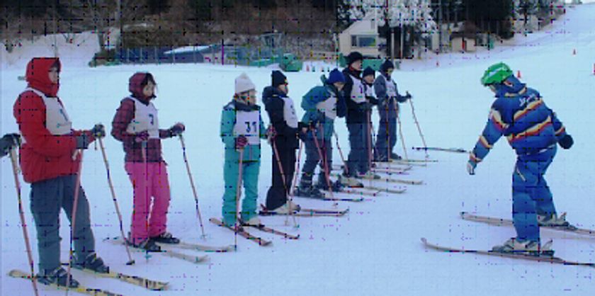 ウィンターシーズン到来！六甲山で気軽にゲレンデデビュー！
～スキー＆スノーボードスクール 12/19（土）から全クラス開講～
～直行バス 12/26（土）から運行開始！～