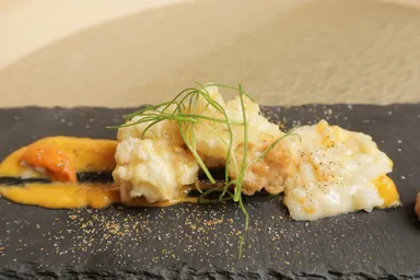 雲子の天婦羅　雲丹ソース