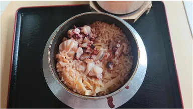 船頭の台所　蛸飯