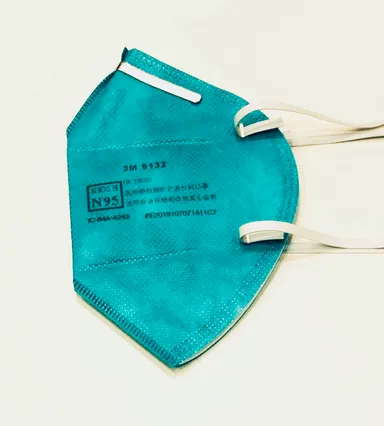 2つに折りたためます