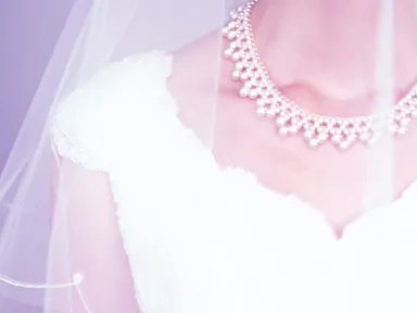 White(ホワイト)　ウェディングドレス