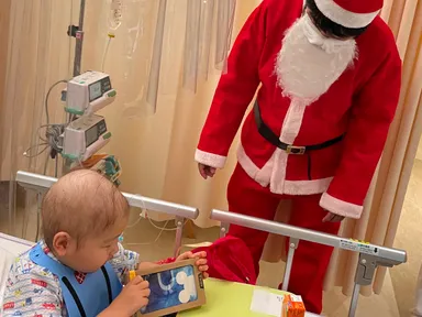 プレゼントお届けの様子