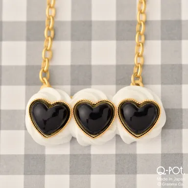 ハートスタッズ×クリーム ネックレス